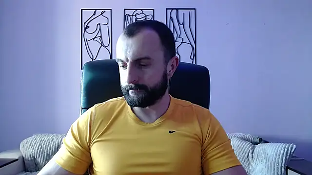 brindlefly6969 online show from March 12, 11:31 am