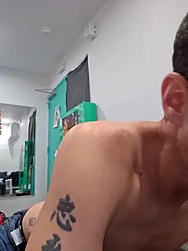 Iliketocooksquirt25 online show from November 26, 5:10 am