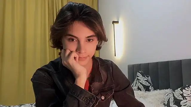 Snapshot of k0sta_ chatting on January 22, 8:06 pm k0sta  online show from January 22, 8:06 pm