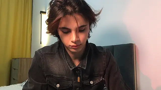 Snapshot of k0sta_ chatting on January 17, 10:00 am k0sta  online show from January 17, 10:00 am