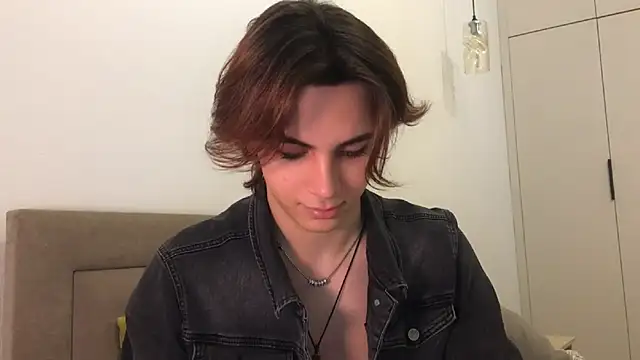 Snapshot of k0sta_ chatting on January 11, 8:54 pm k0sta  online show from January 11, 8:54 pm
