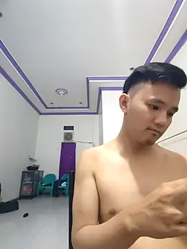 Snapshot of andi888999 chatting on September 22, 3:22 pm andi888999 online show from September 22, 3:22 pm