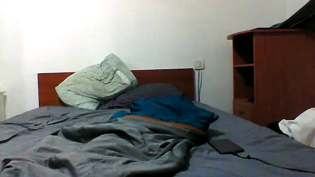 crissbadboy online show from October 13, 2:17 am