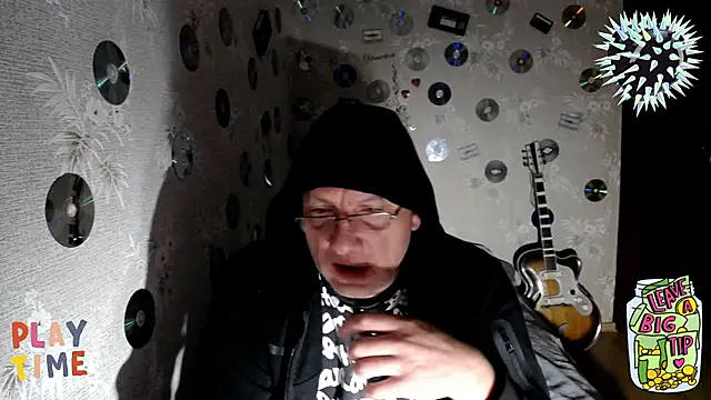 Snapshot of Bossun79 chatting on October 21, 8:12 pm Bossun79 online show from October 21, 8:12 pm