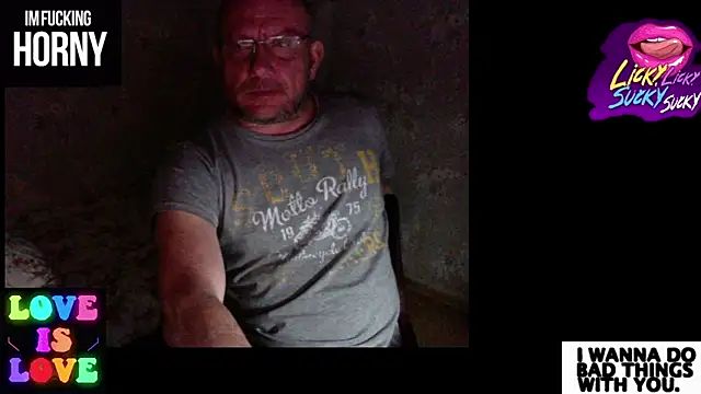 Snapshot of Bossun79 chatting on March 5, 3:19 am Bossun79 online show from March 5, 3:19 am