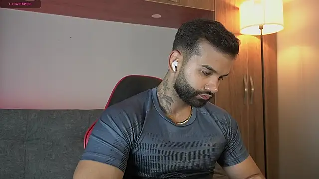 MarkHazze online show from February 26, 12:12 am