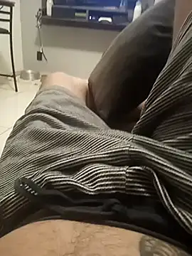 dredre1069 online show from December 19, 3:29 am