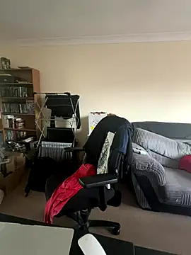 LondonTeffy online show from October 30, 11:00 am