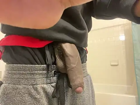 chocolatemeatstick25 online show from March 5, 10:22 am