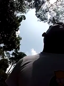 Grandeygruesa1 online show from April 6, 5:14 pm