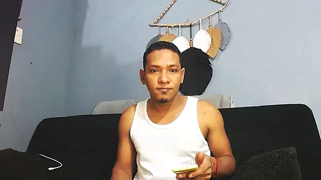 Grandeygruesa1 online show from February 20, 5:59 am