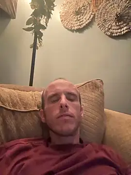 Snapshot of tleaper21101 chatting on September 19, 3:40 am tleaper21101 online show from September 19, 3:40 am