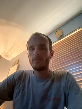 Snapshot of tleaper21101 chatting on October 2, 7:07 pm tleaper21101 online show from October 2, 7:07 pm