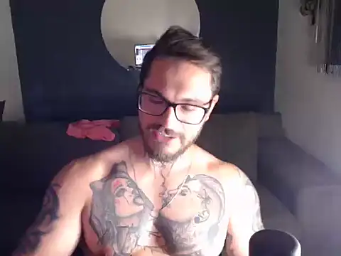 clark r online show from September 23, 11:04 pm