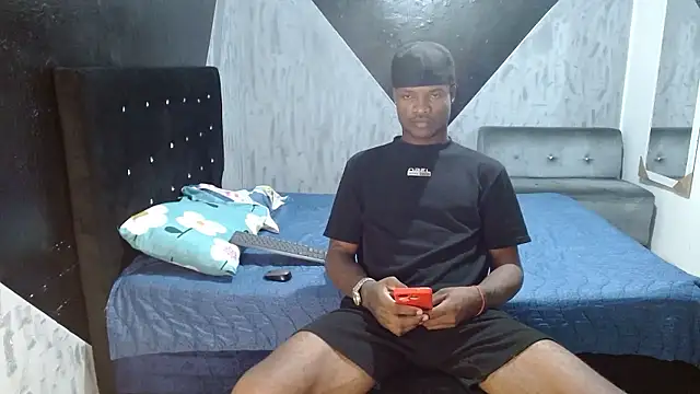 MiguelAngelxl online show from January 10, 9:24 am