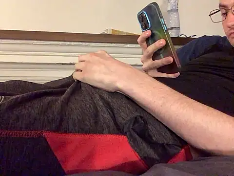 Hebrewhammers42 online show from December 2, 9:04 pm