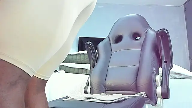 Dancelwashington online show from February 26, 7:58 pm