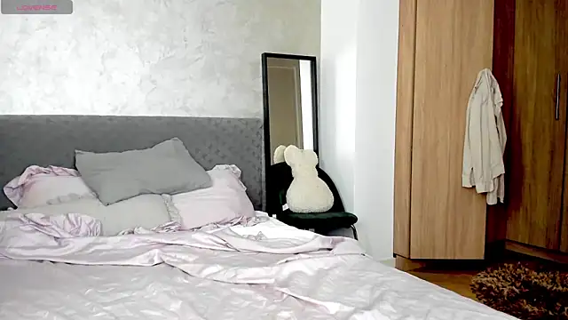 BlowMyXXL online show from September 24, 7:51 am