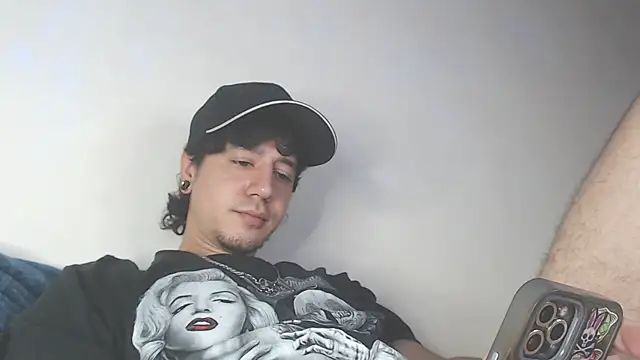 AndyBetti online show from December 5, 1:35 am