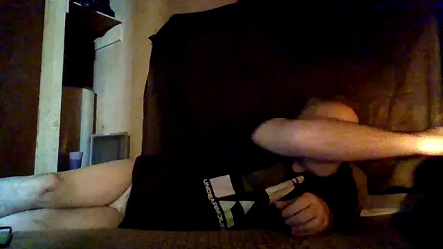 Snapshot of Nightshade7712 chatting on October 21, 4:04 am Nightshade7712 online show from October 21, 4:04 am