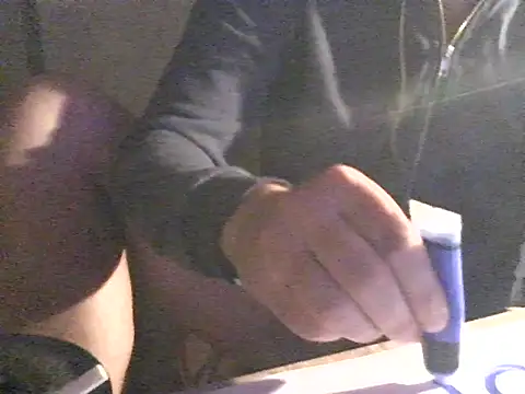 Snapshot of prcalek19 chatting on October 17, 4:44 pm prcalek19 online show from October 17, 4:44 pm