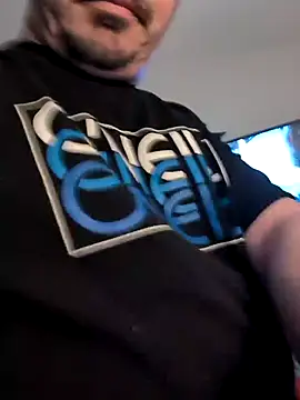 Snapshot of jonnyjenner chatting on January 20, 12:15 am jonnyjenner online show from January 20, 12:15 am