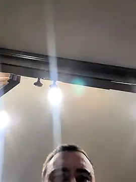 Snapshot of jonnyjenner chatting on September 8, 11:37 pm jonnyjenner online show from September 8, 11:37 pm