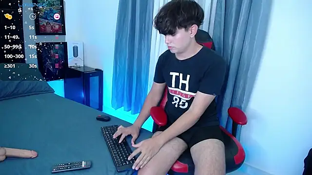 andyboy- online show from December 5, 10:23 pm