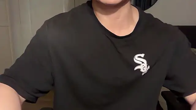 jungcock3210 online show from November 24, 6:09 pm