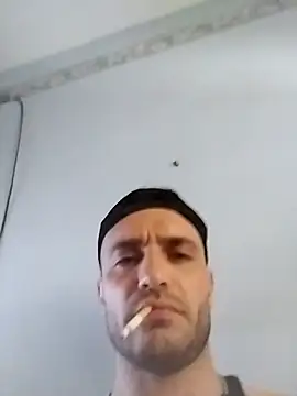 EmeEme11 online show from February 14, 5:14 pm