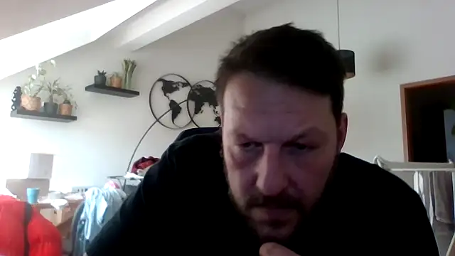 BennyLommy online show from March 16, 1:37 pm