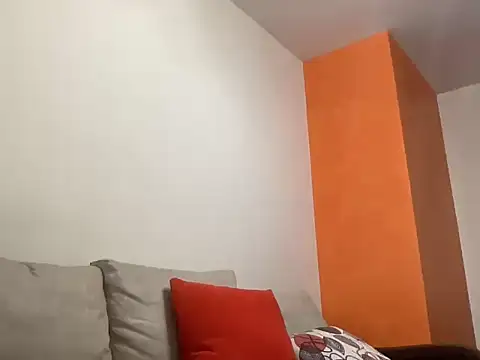 littlelatinhunter online show from November 23, 11:43 am