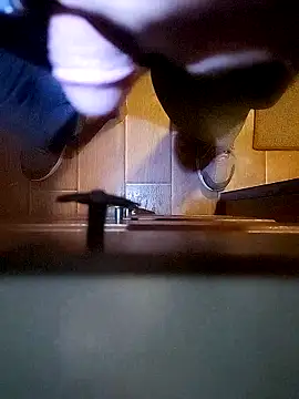 meuall3 online show from December 16, 11:01 pm