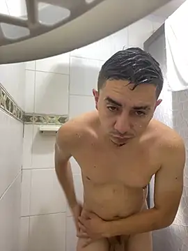 Snapshot of DanielGomez9 chatting on January 20, 12:07 pm DanielGomez9 online show from January 20, 12:07 pm