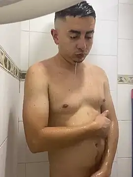 Snapshot of DanielGomez9 chatting on December 14, 12:01 pm DanielGomez9 online show from December 14, 12:01 pm