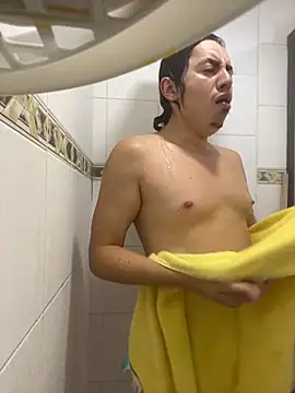 Snapshot of DanielGomez9 chatting on October 24, 2:30 pm DanielGomez9 online show from October 24, 2:30 pm