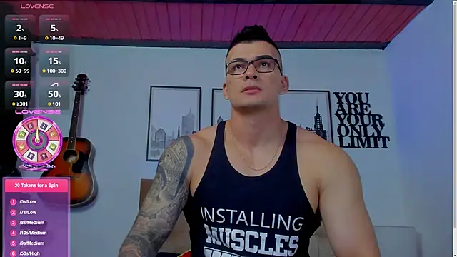 Snapshot of seancarreraa chatting on December 28, 4:09 pm seancarreraa online show from December 28, 4:09 pm
