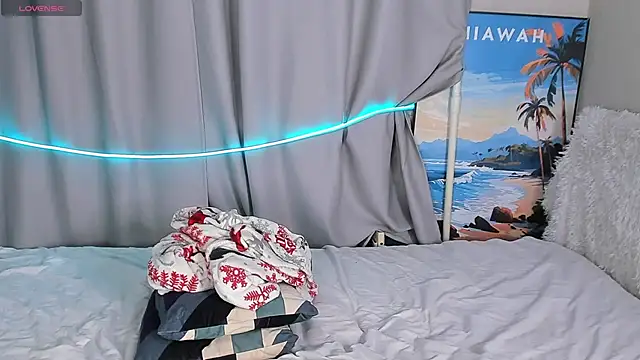 Snapshot of 4ever_dude chatting on October 16, 4:37 pm 4ever dude online show from October 16, 4:37 pm