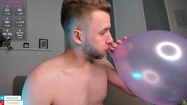 EnriqueBarberry online show from November 7, 6:28 am