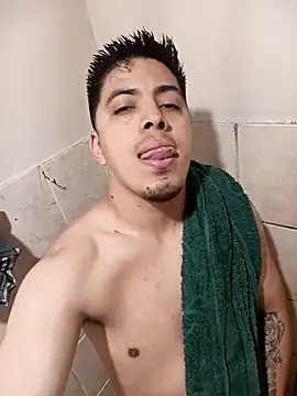 Fiel77 online show from April 24, 10:56 pm