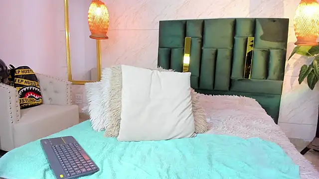 Levy Steve online show from December 3, 4:40 am