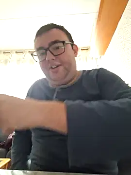 Javier bear online show from December 14, 9:05 am