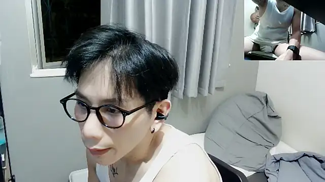 UndreamtM online show from September 13, 1:45 pm