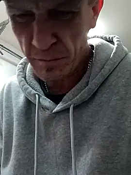 Snapshot of ironwood420 chatting on February 10, 8:53 am ironwood420 online show from February 10, 8:53 am