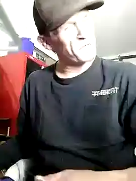 Snapshot of ironwood420 chatting on December 31, 9:42 am ironwood420 online show from December 31, 9:42 am