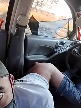 prettyboi6992 online show from October 4, 8:46 pm