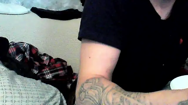 lonebone88 online show from November 5, 9:39 pm