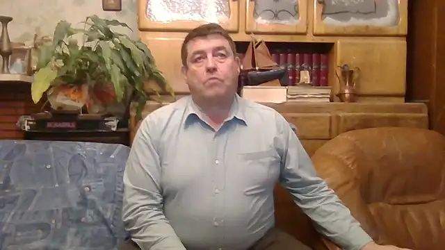 sympatrique online show from November 17, 6:00 pm