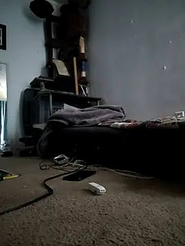 Snapshot of LongDickZee562 chatting on September 10, 5:11 pm LongDickZee562 online show from September 10, 5:11 pm