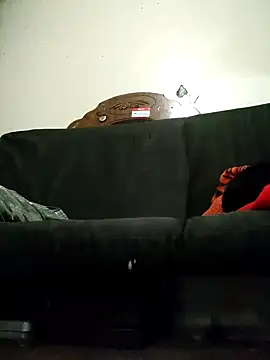 Snapshot of LongDickZee562 chatting on December 7, 10:34 am LongDickZee562 online show from December 7, 10:34 am